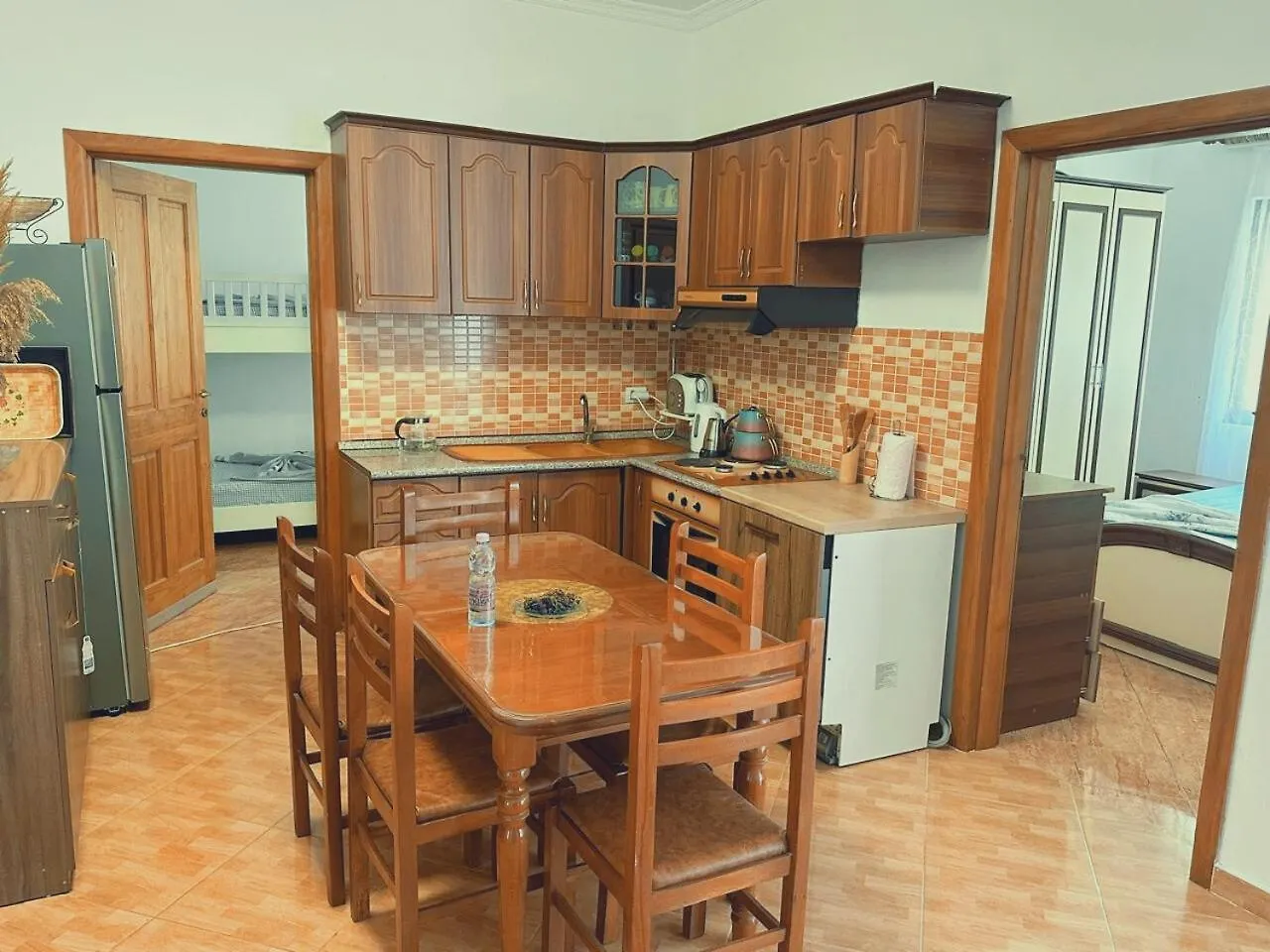 Aral Apartments Golem